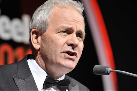 Sir Philip Green collects Outstanding Contribution to Retail award